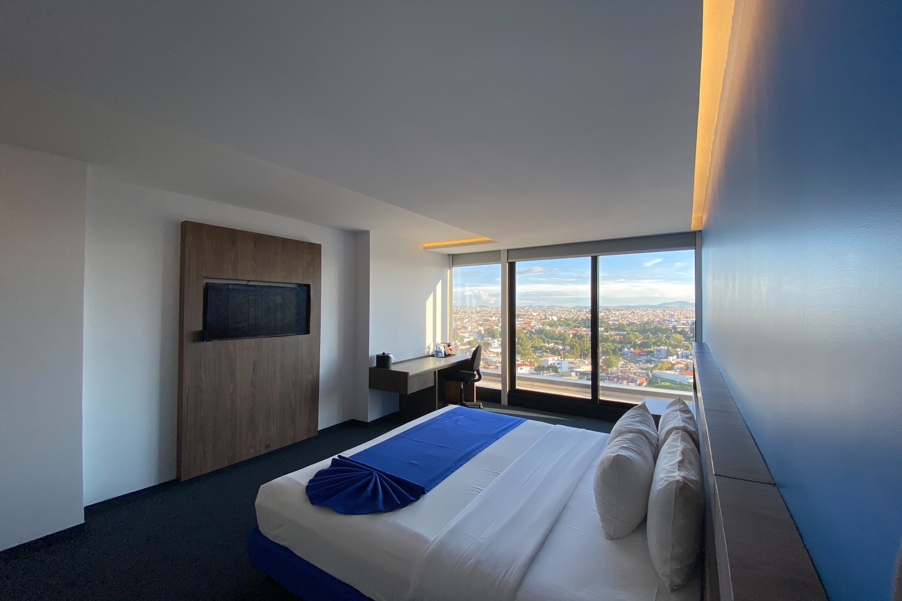 Guest room at the Wyndham Puebla Angelopolis in Puebla, Other than US/Canada