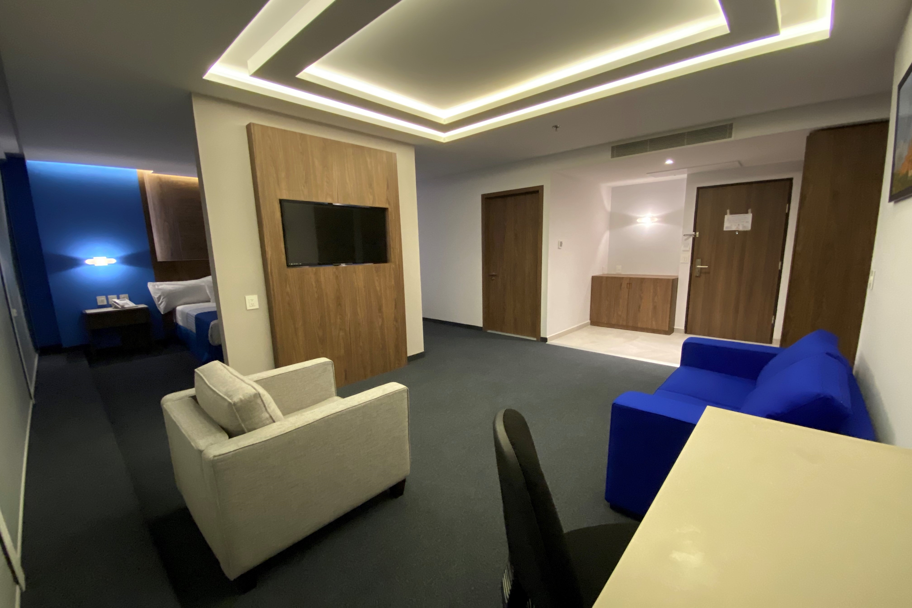 Guest room at the Wyndham Puebla Angelopolis in Puebla, Other than US/Canada