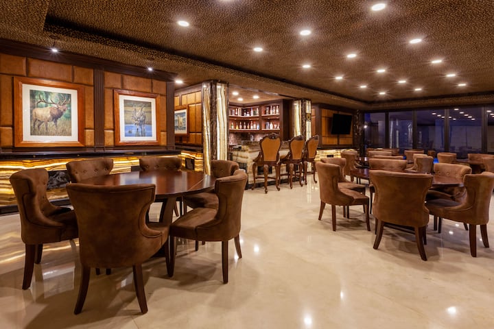 Bar at Wyndham Torreon in Torreon, Other than US/Canada