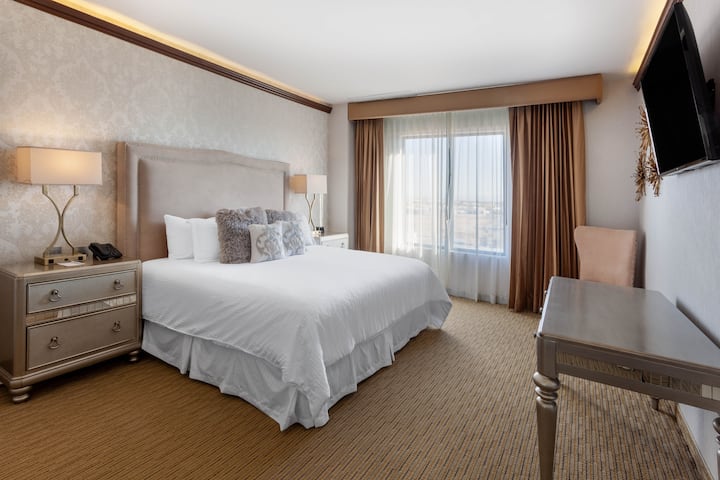 Wyndham Torreon suite in Torreon, Other than US/Canada