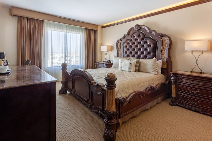 Wyndham Torreon suite in Torreon, Other than US/Canada