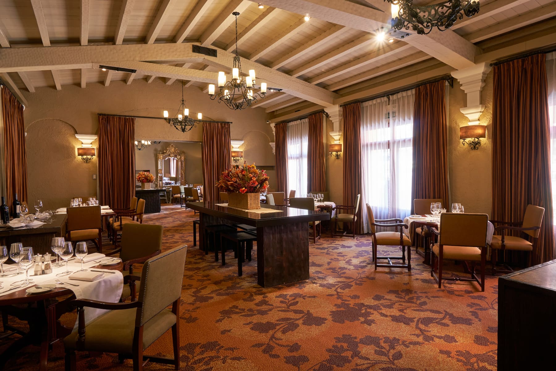 Wyndham Costa del Sol Arequipa restaurant in Arequipa, Other than US/Canada