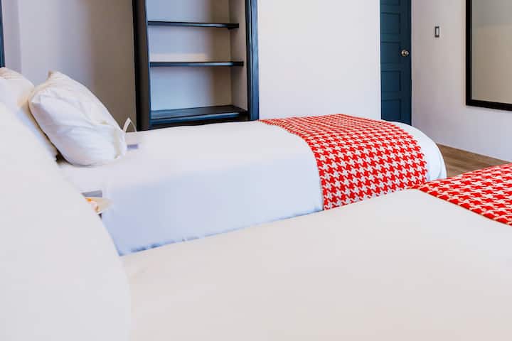 Double bed guest room at the Wyndham Costa del Sol Cajamarca in Cajamarca, Other than US/Canada