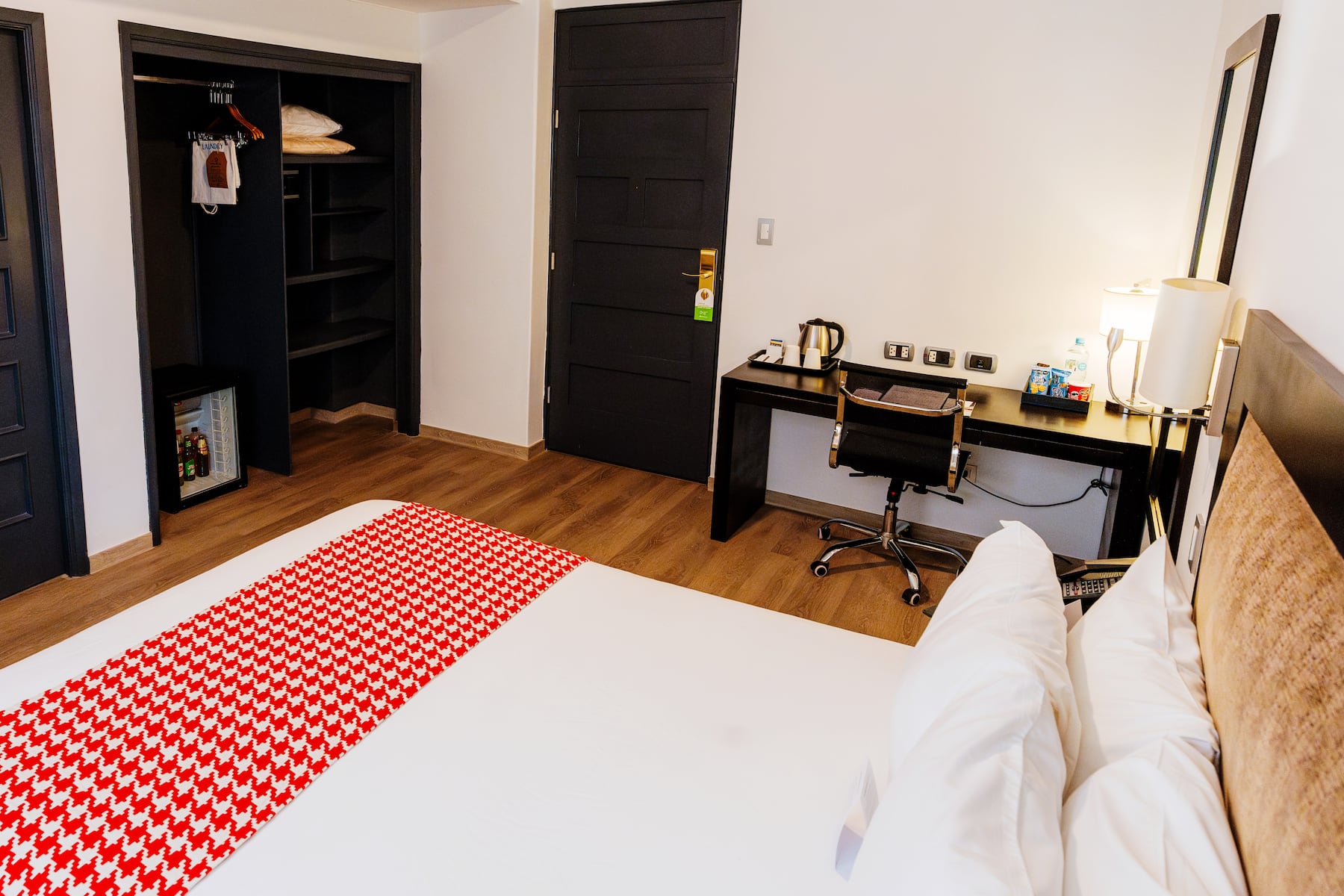 King bed guest room at the Wyndham Costa del Sol Cajamarca in Cajamarca, Other than US/Canada