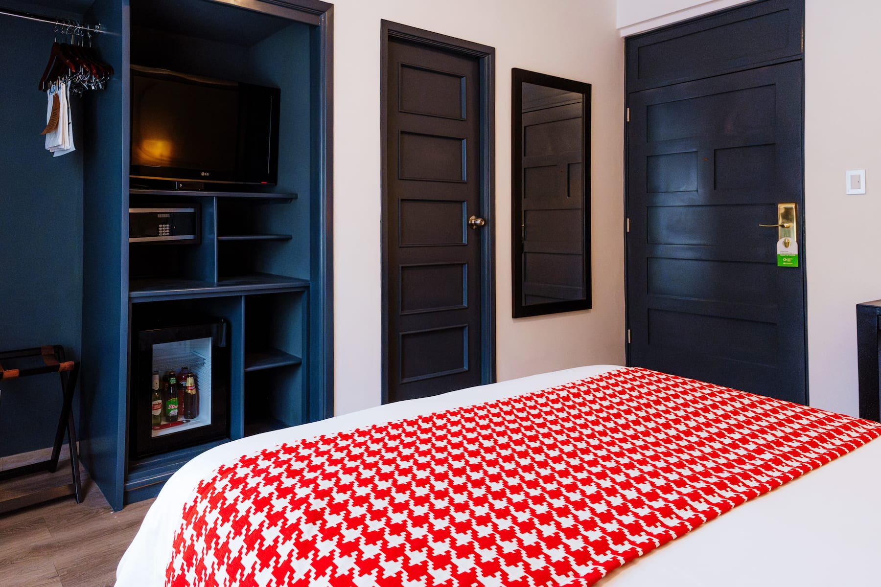 King bed guest room at the Wyndham Costa del Sol Cajamarca in Cajamarca, Other than US/Canada