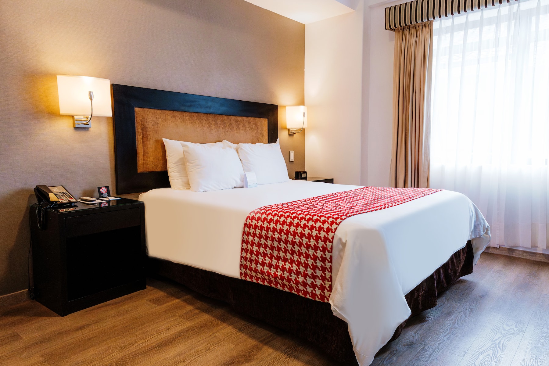 King bed guest room at the Wyndham Costa del Sol Cajamarca in Cajamarca, Other than US/Canada