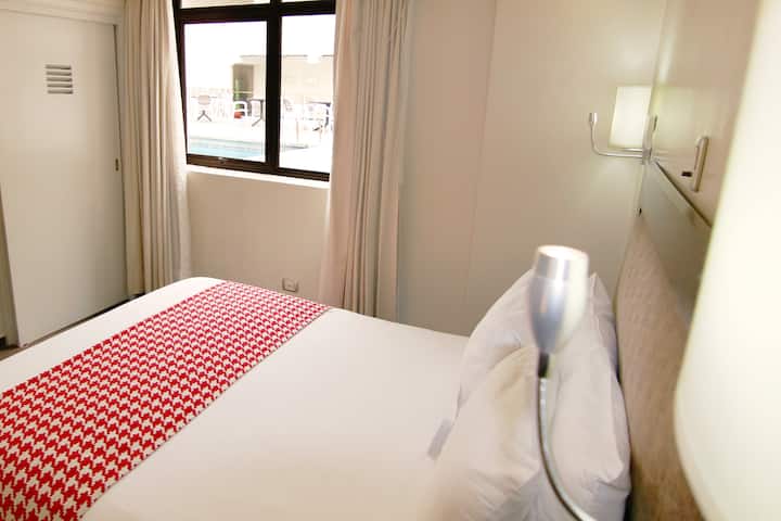 Queen bed guest room at the Wyndham Costa del Sol Cajamarca in Cajamarca, Other than US/Canada