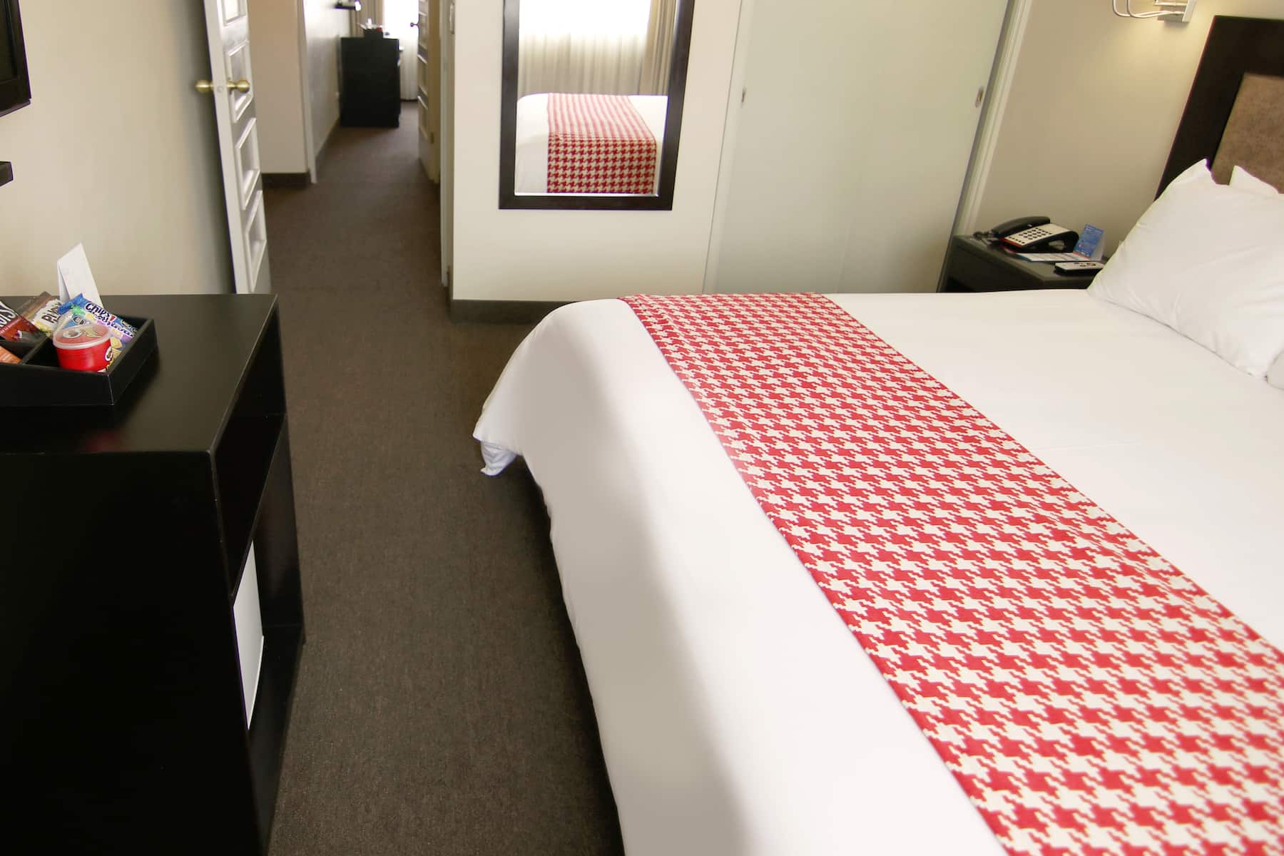 King bed guest room at the Wyndham Costa del Sol Cajamarca in Cajamarca, Other than US/Canada