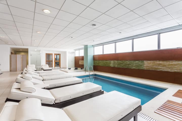 Pool at the Wyndham Costa del Sol Lima Airport in Lima, Other than US/Canada