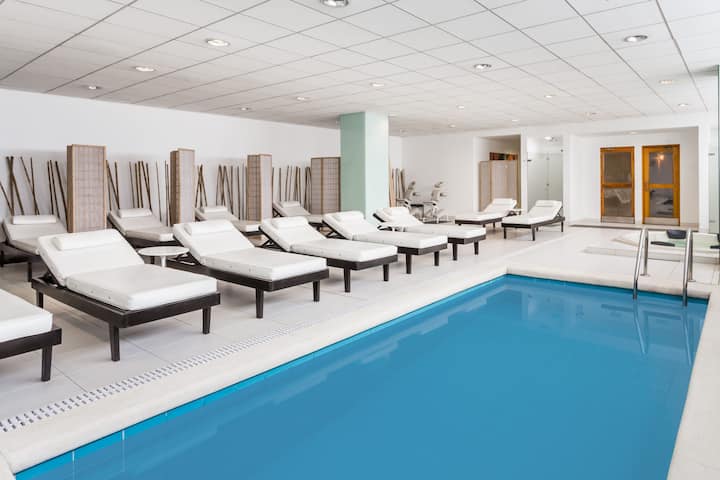 Pool at the Wyndham Costa del Sol Lima Airport in Lima, Other than US/Canada