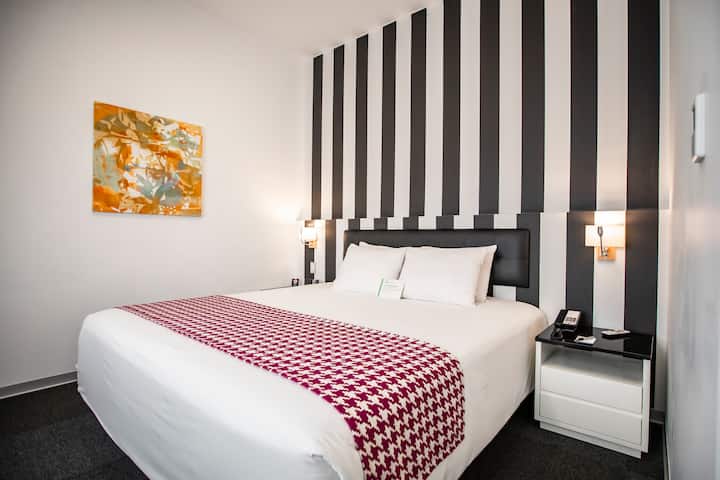 Guest room at the Wyndham Costa del Sol Lima City in Lima, Other than US/Canada