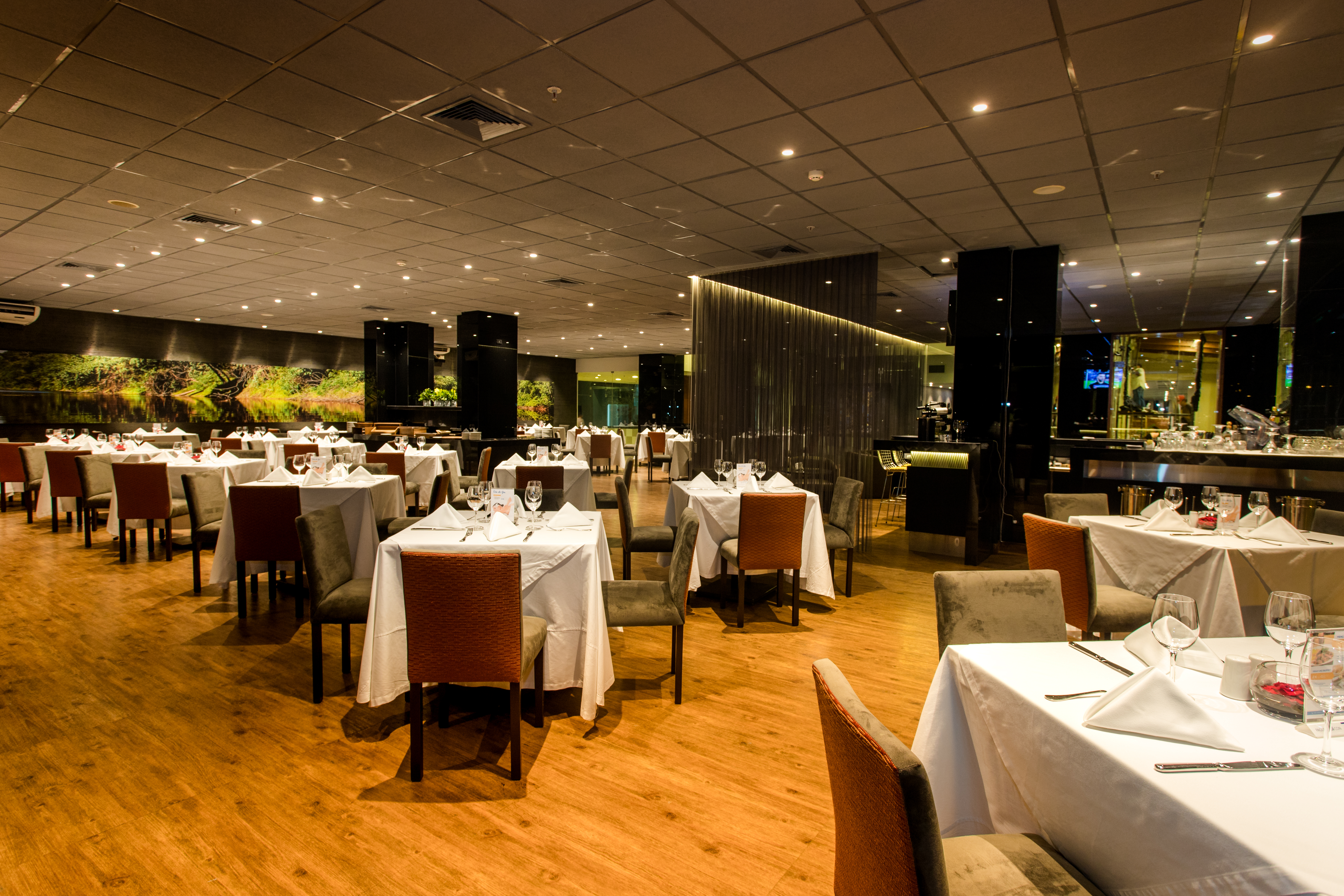 Wyndham Costa del Sol Pucallpa restaurant in Pucallpa, Other than US/Canada