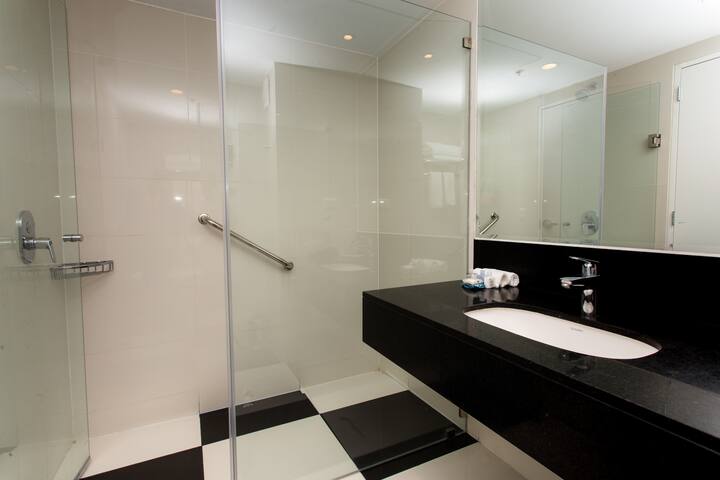 Guest room at the Wyndham Costa del Sol Tumbes in Tumbes, Other than US/Canada