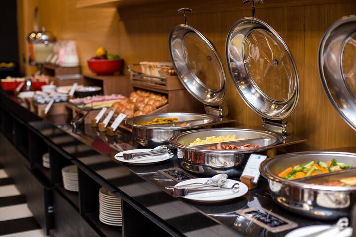 Wyndham Costa del Sol Tumbes restaurant in Tumbes, Other than US/Canada