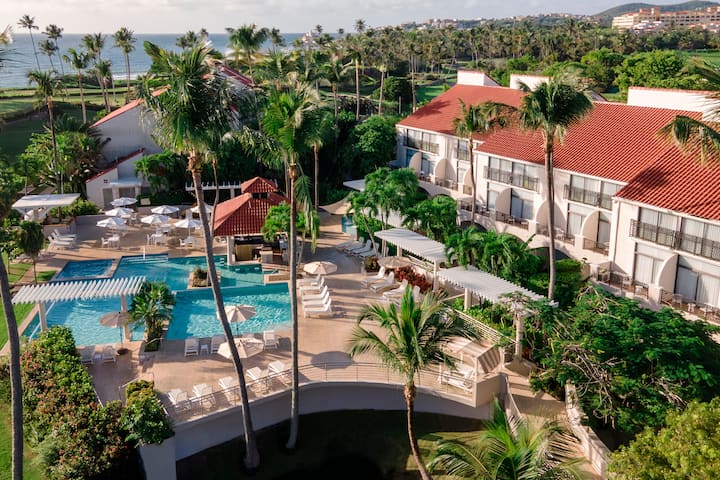 Exterior of Wyndham Palmas Beach and Golf Boutique Resort hotel in Humacao, Other than US/Canada