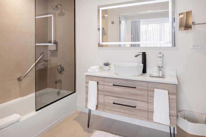 Guest room bath at the Wyndham Palmas Beach and Golf Boutique Resort in Humacao, Other than US/Canada