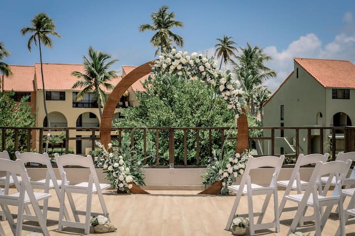 Wyndham Palmas Beach and Golf Boutique Resort ballroom wedding in Humacao, Other than US/Canada
