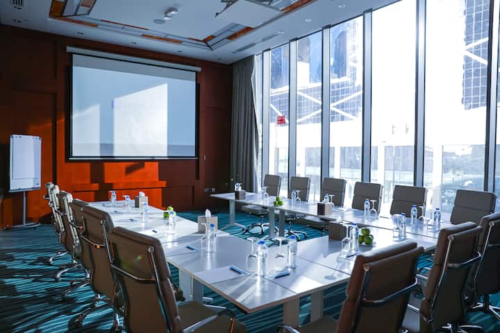 Meeting room at Wyndham Doha West Bay in Doha, Other than US/Canada
