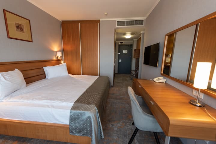 Guest room at the Wyndham Cluj in Cluj-Napoca, Other than US/Canada