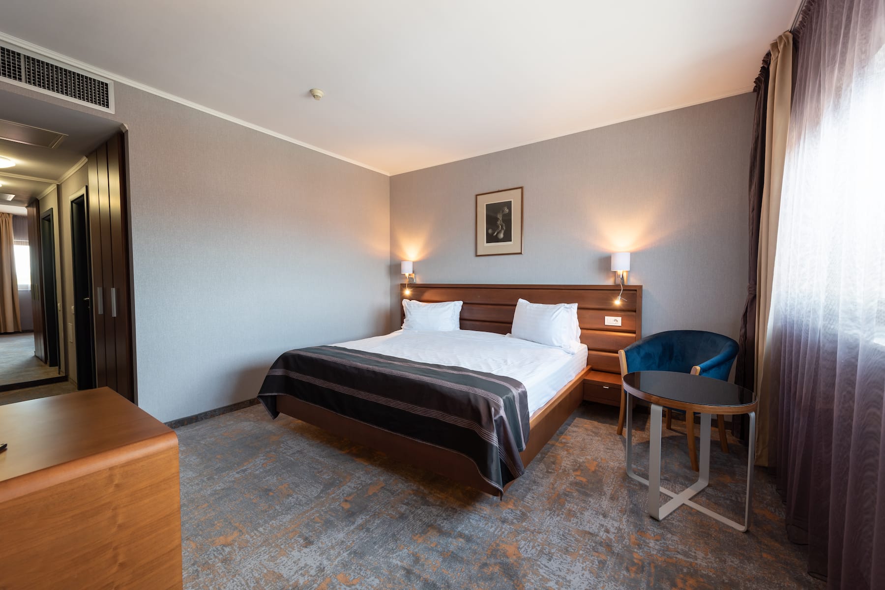 Guest room at the Wyndham Cluj in Cluj-Napoca, Other than US/Canada