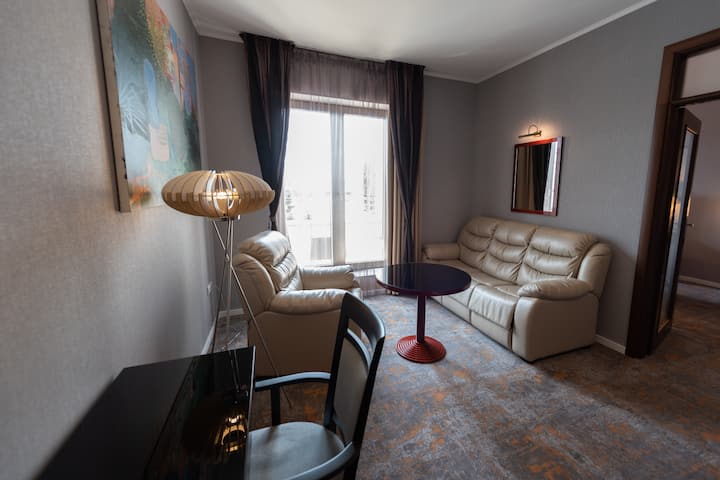 Guest room at the Wyndham Cluj in Cluj-Napoca, Other than US/Canada
