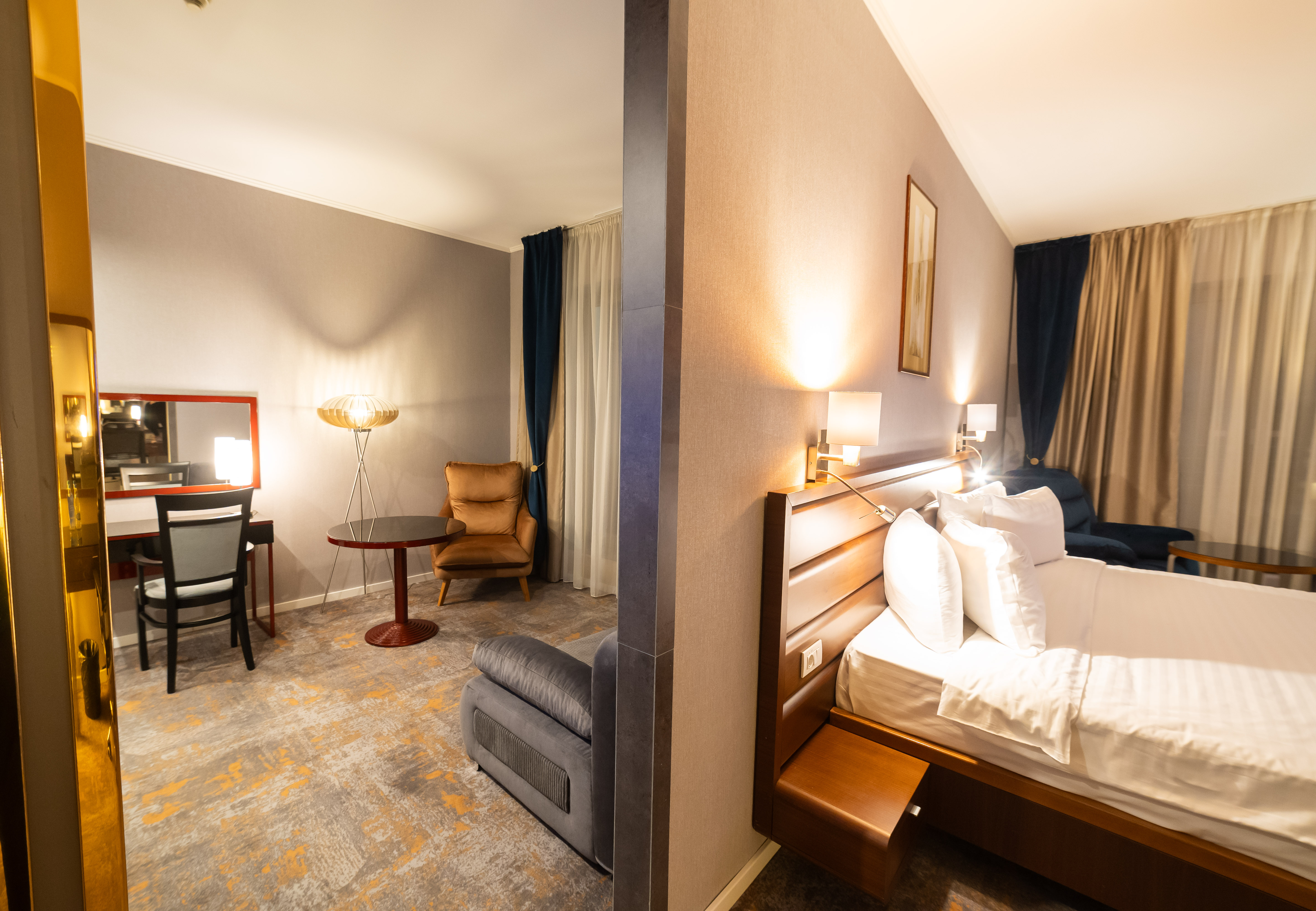 Guest room at the Wyndham Cluj in Cluj-Napoca, Other than US/Canada