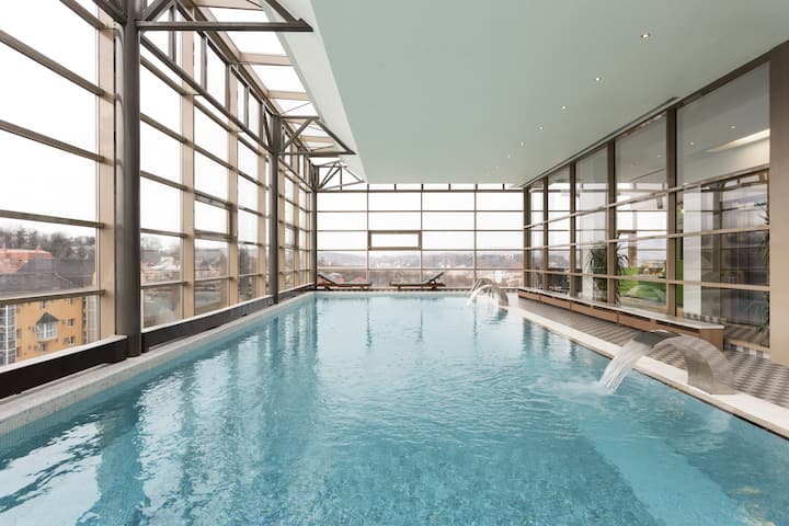 Pool at the Wyndham Cluj in Cluj-Napoca, Other than US/Canada