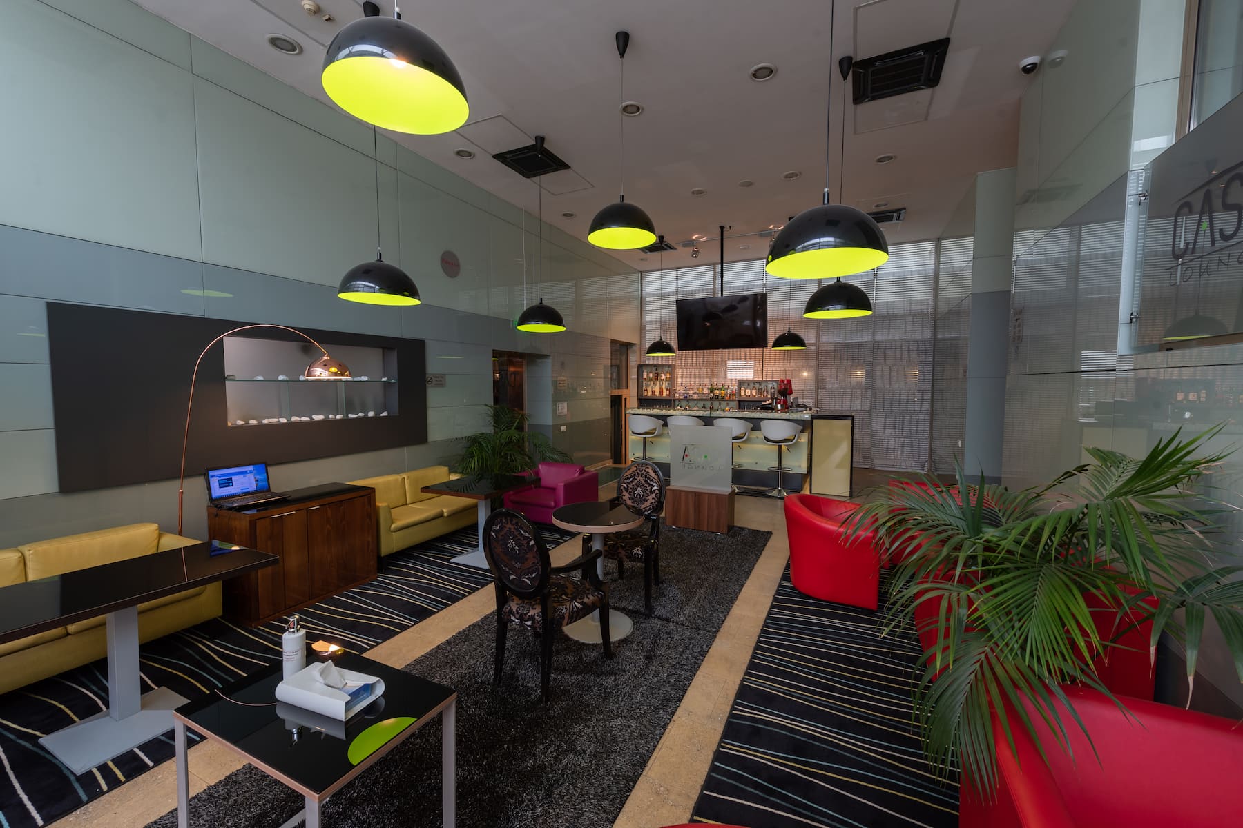 Wyndham Cluj restaurant in Cluj-Napoca, Other than US/Canada