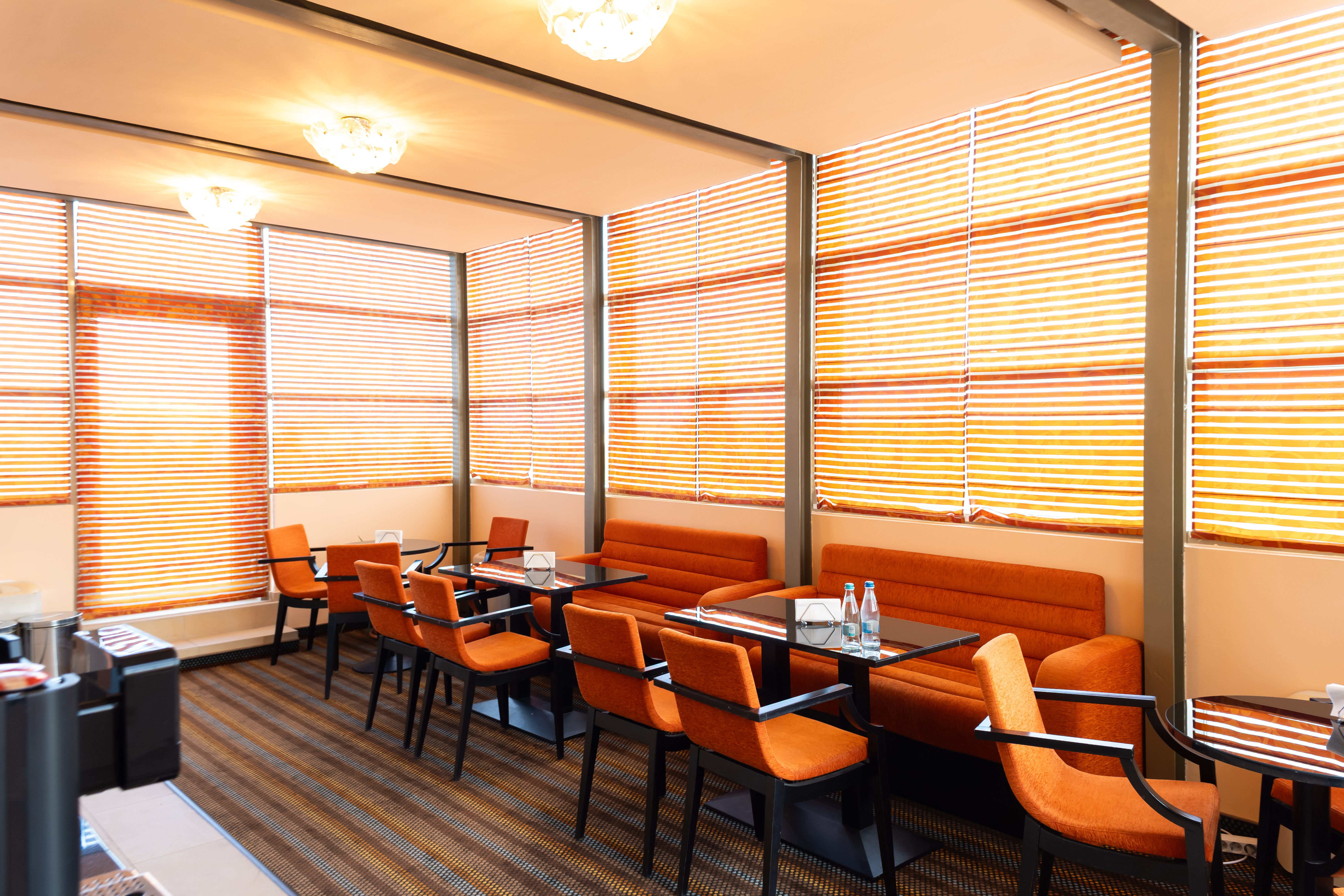 Wyndham Cluj restaurant in Cluj-Napoca, Other than US/Canada