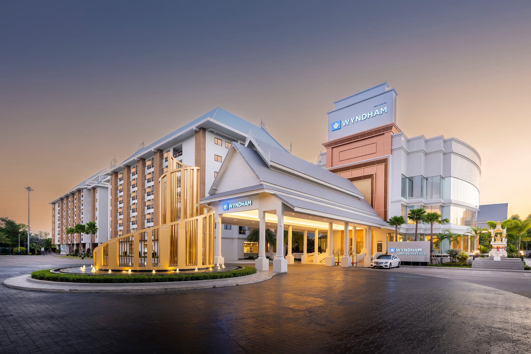 Exterior of Wyndham Jomtien Pattaya hotel in Chonburi, Other than US/Canada