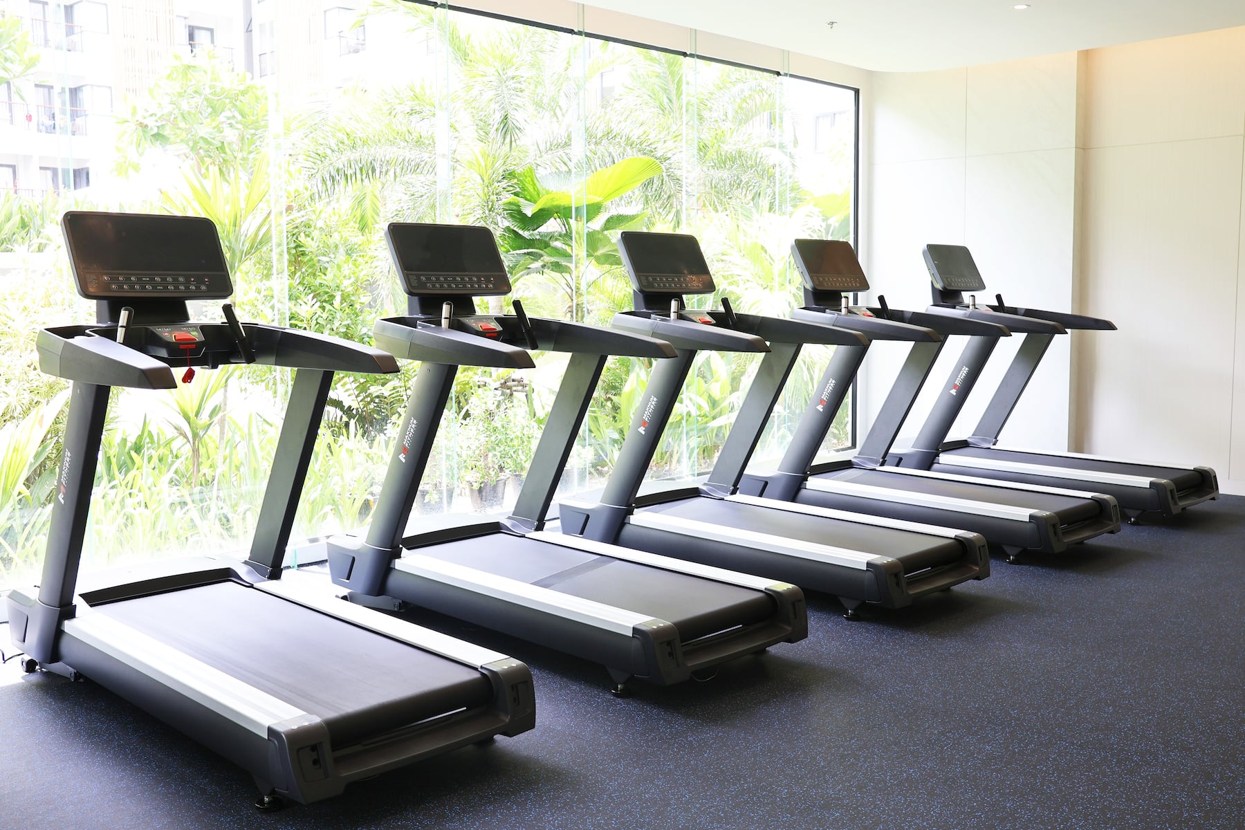 Fitness room at Wyndham Jomtien Pattaya in Chonburi, Other than US/Canada