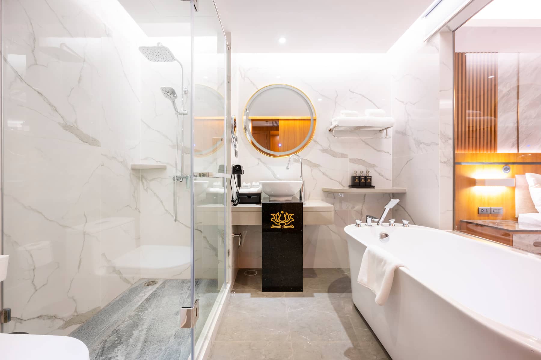 Guest room at the Wyndham Jomtien Pattaya in Chonburi, Other than US/Canada