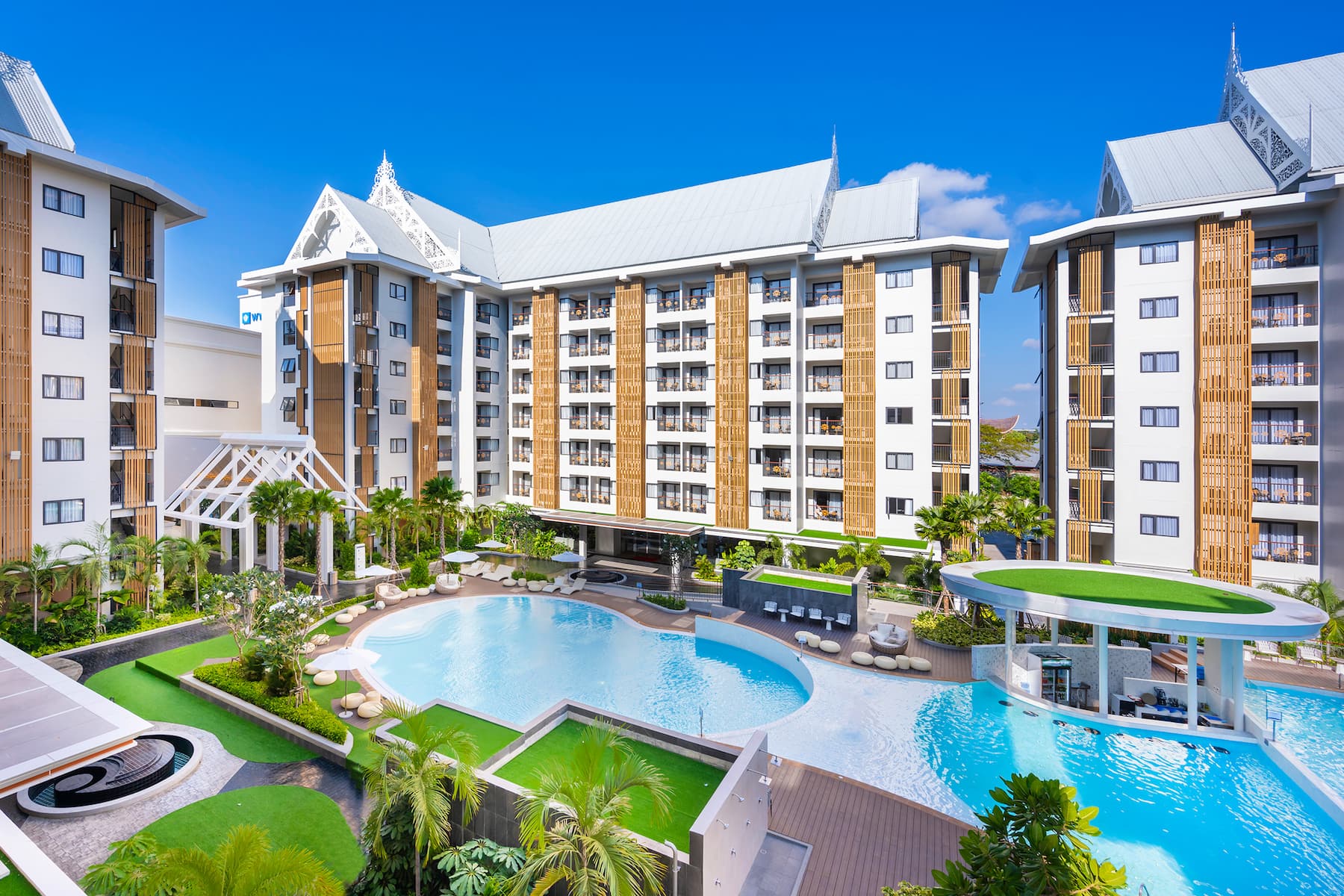Pool at the Wyndham Jomtien Pattaya in Chonburi, Other than US/Canada