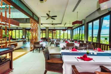 Wyndham Sea Pearl Resort Phuket restaurant in Phuket, Other than US/Canada