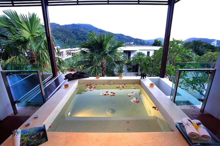 Guest room at the Wyndham Sea Pearl Resort Phuket in Phuket, Other than US/Canada