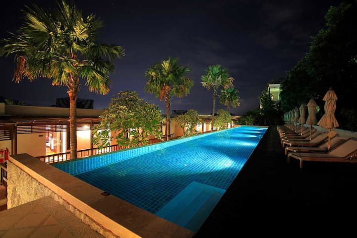 Pool at the Wyndham Sea Pearl Resort Phuket in Phuket, Other than US/Canada