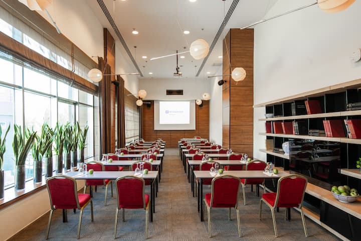 Meeting room at Wyndham Ankara in Ankara, Other than US/Canada
