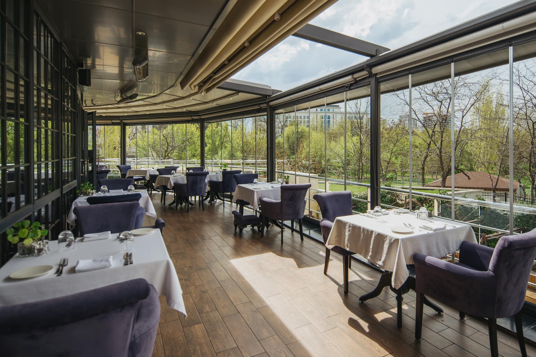 Wyndham Ankara restaurant in Ankara, Other than US/Canada