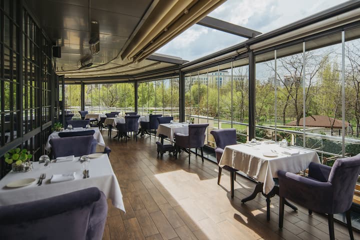 Wyndham Ankara restaurant in Ankara, Other than US/Canada