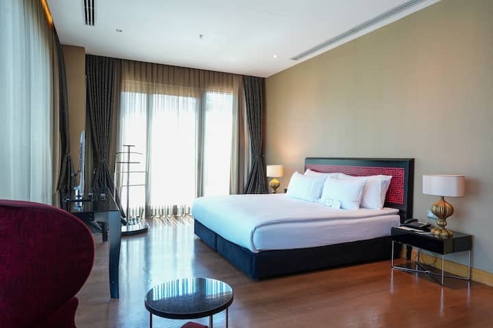 Wyndham Ankara presidential suite in Ankara, Other than US/Canada