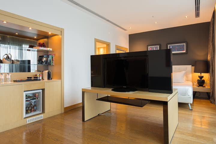 Wyndham Ankara suite in Ankara, Other than US/Canada