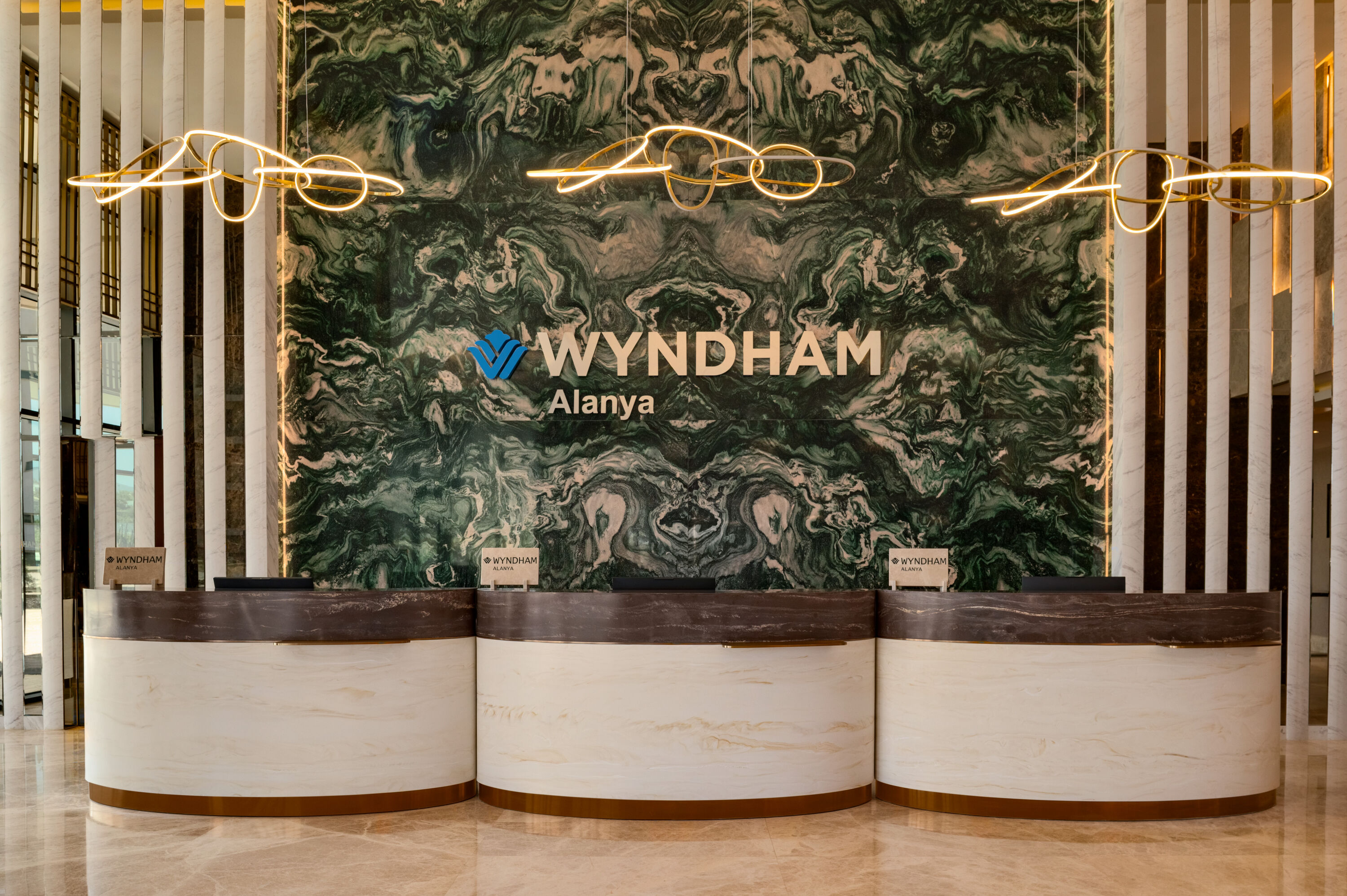Wyndham Alanya reception in Antalya, Other than US/Canada
