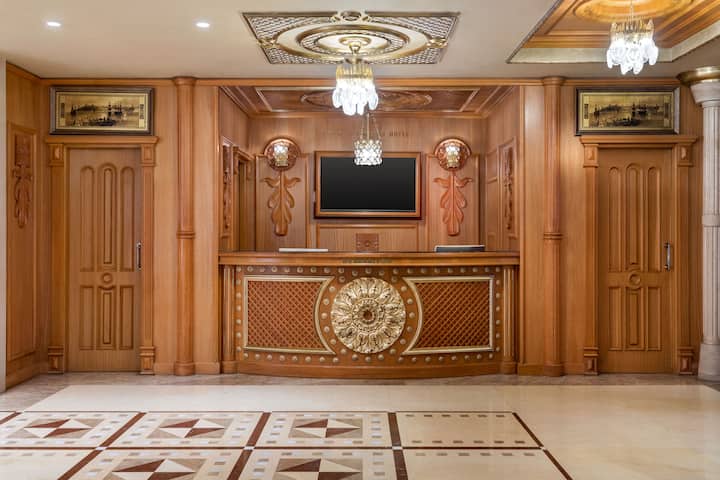 Wyndham Istanbul Old City reception in Istanbul, Other than US/Canada