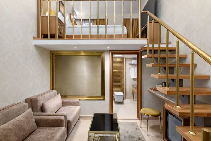 Wyndham Istanbul Old City suite in Istanbul, Other than US/Canada