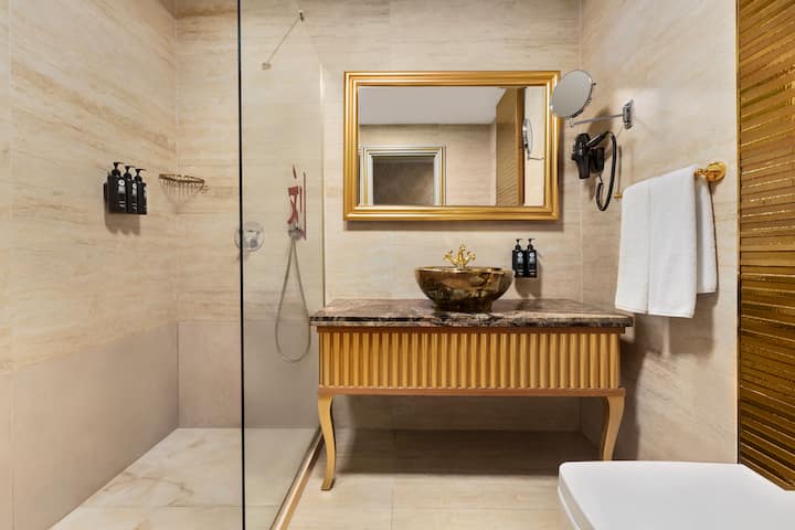 Guest room bath at the Wyndham Istanbul Old City in Istanbul, Other than US/Canada