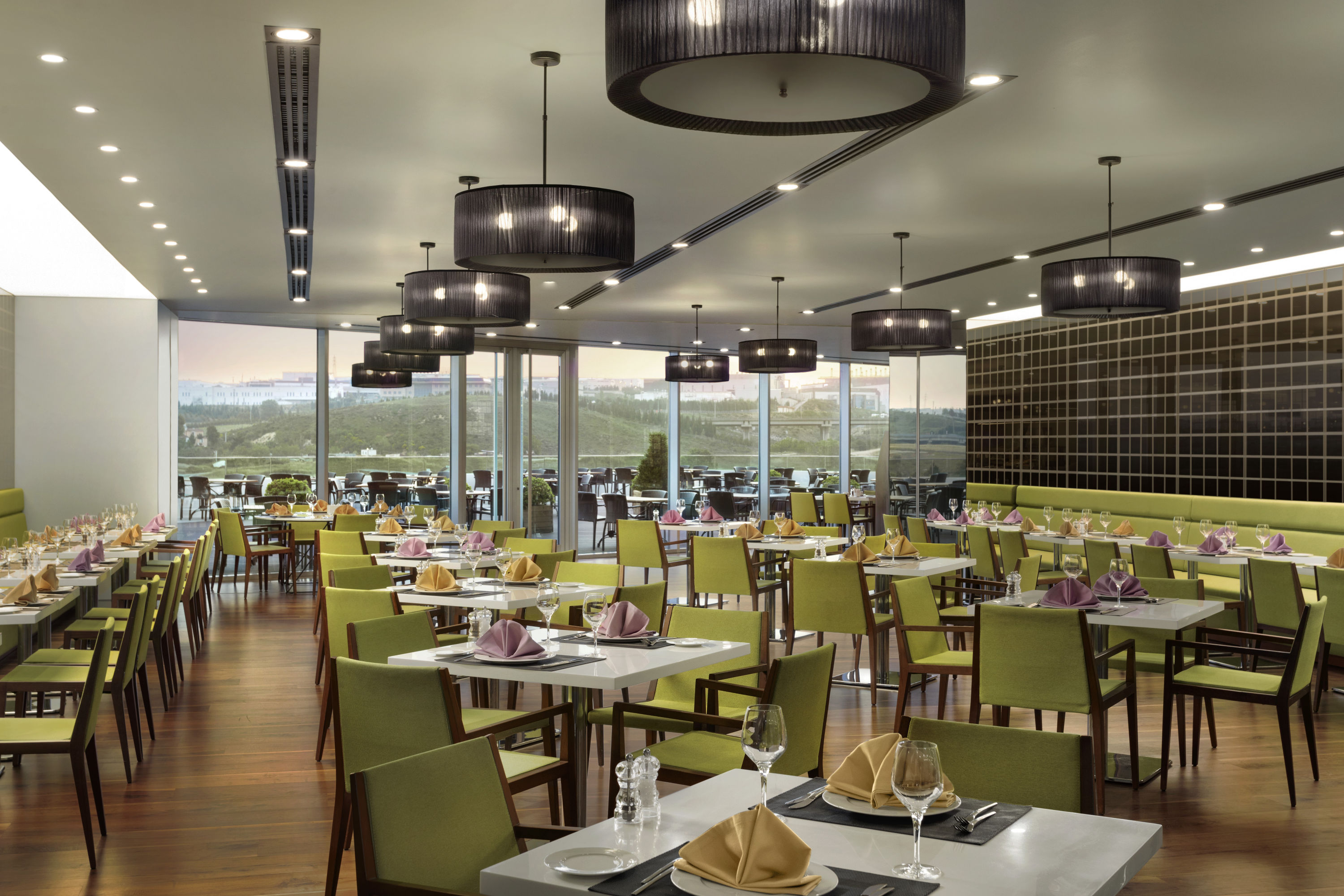 Wyndham Istanbul Asia Airport restaurant in Kocaeli, Other than US/Canada