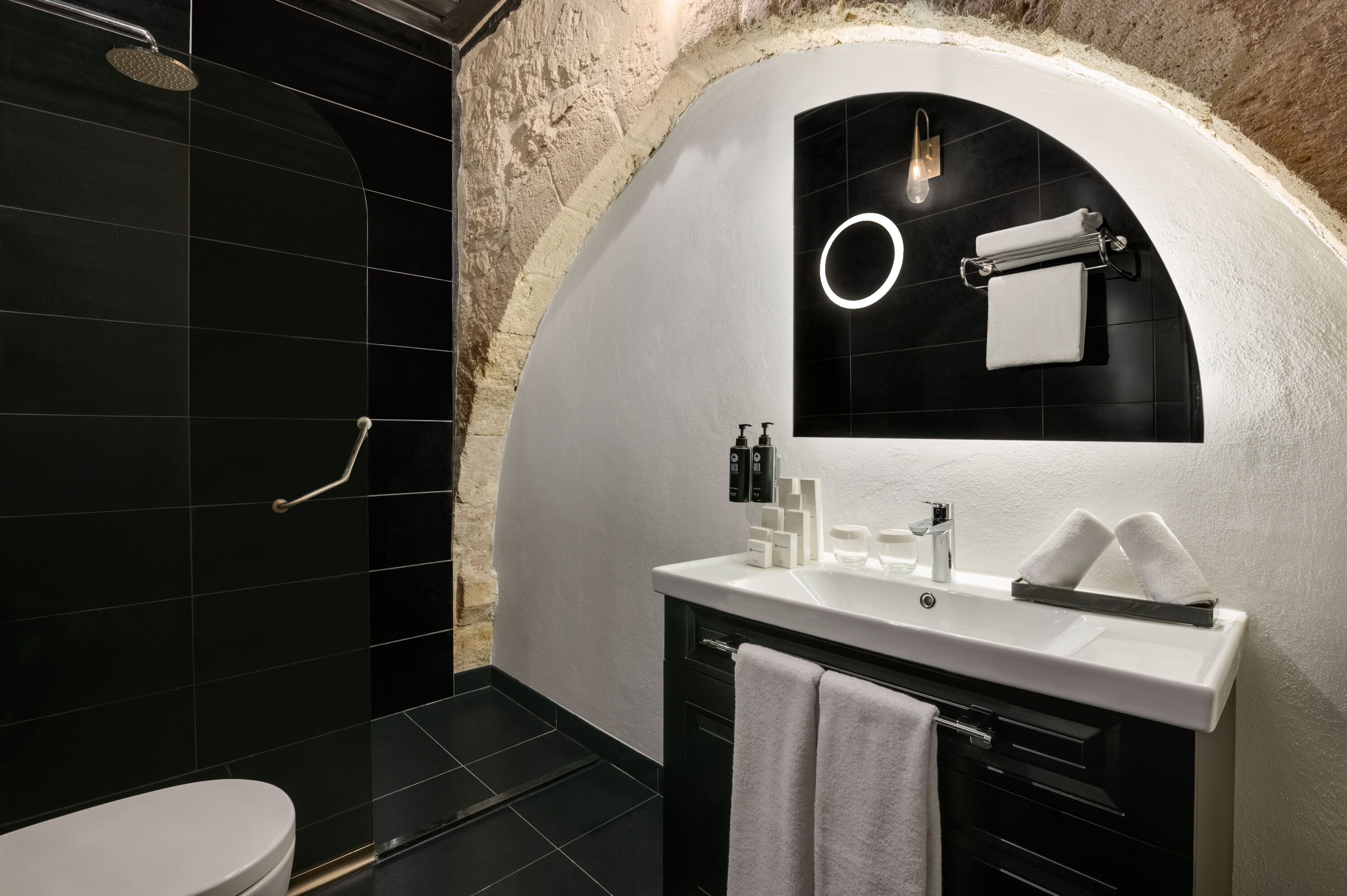 Guest room bath at the Wyndham Tarsus St.Paul in Mersin, Other than US/Canada