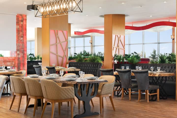 Wyndham Cerkezkoy restaurant in Tekirdag, Other than US/Canada