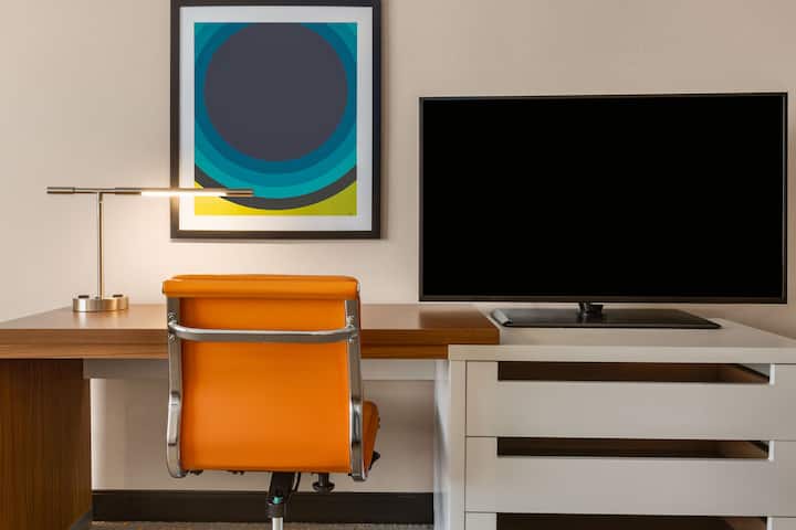 Guest room at the Wyndham Fort Smith City Center in Fort Smith, Arkansas