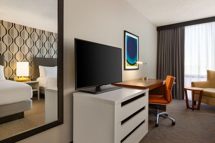 Guest room at the Wyndham Fort Smith City Center in Fort Smith, Arkansas